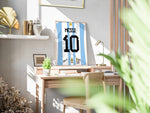 Load image into Gallery viewer, Fodbold plakat | Fodbold plakater | Lionel Messi Fodboldplakat | Perfekt til Den Ægte Fodbold Fan | Plakaty.dk