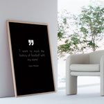 Load image into Gallery viewer, Kylian Mbappé Fodbold Plakat | Til Real Madrid Fans | Denne plakat viser Kylian Mbappé i en ikonisk Real Madrid trøje, klar til at score mål. Perfekt til fodboldfans og specielt Real Madrid entusiaster.