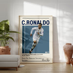 Load image into Gallery viewer, Fodbold plakat | Fodbold plakater | Cristiano Ronaldo Real Madrid Fodbold Plakat | Perfekt til Den Ægte Fan | Plakaty.dk
