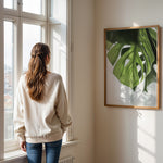 Load image into Gallery viewer, Flora på Væggen | Dekorér dine rum med naturlige designs | Plakat med grønne planter, botanisk kunst og naturplanter, ideel til at tilføje et organisk og livligt præg til dit hjem.

