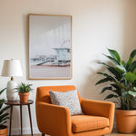 Load image into Gallery viewer, Plakat med livredders tårn | Sommer og Strand Plakater | Denne plakat viser et lyseblåt livredders tårn med en rampe og tekst “LIFEGUARD OFF-DUTY KEEP OFF”. Perfekt til strandelskere.
