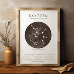 Load image into Gallery viewer, Skytte Stjernetegn Plakat | Brun
