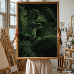 Load image into Gallery viewer, Blomster og Blade | Realistiske motiver til dit hjem | Plakat med grønne planter, botanisk kunst og naturplanter, ideel til at tilføje et organisk og livligt præg til dit hjem.
