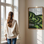 Load image into Gallery viewer, Flora og Fauna | Elegant vægdekoration til boligen | Plakat med grønne planter, botanisk kunst og naturplanter, ideel til at tilføje et organisk og livligt præg til dit hjem.
