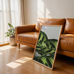 Load image into Gallery viewer, Flora og Fauna | Elegant vægdekoration til boligen | Plakat med grønne planter, botanisk kunst og naturplanter, ideel til at tilføje et organisk og livligt præg til dit hjem.
