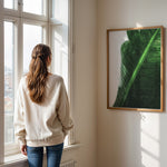 Load image into Gallery viewer, Naturens Skønhed | Realistiske planteplakater til væggen | Plakat med grønne planter, botanisk kunst og naturplanter, ideel til at tilføje et organisk og livligt præg til dit hjem.

