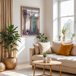 Load image into Gallery viewer, Plakat med surfbrætter | Sommer og Strand Plakater | Denne plakat viser flere surfbrætter opstillet lodret i forskellige pastelfarver som hvid, pink og grøn. Perfekt til surf- og strandelskere.
