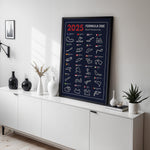 Load image into Gallery viewer, F1 Plakat | F1 Kalender Plakater 2025 | Formel 1 Race Tracking Map | Perfekt til Den Ægte Fan | Plakaty.dk
