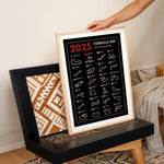 Load image into Gallery viewer, F1 Plakat | F1 Kalender Plakater 2025 | Formel 1 Race Tracking Map | Perfekt til Den Ægte Fan | Plakaty.dk
