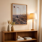 Load image into Gallery viewer, Plakat med luftballoner | Sommer og Strand Plakater | Denne plakat viser mange farverige luftballoner i en klar blå himmel under solopgang eller solnedgang. Perfekt til dem, der elsker eventyr og frihed.
