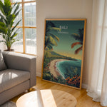 Load image into Gallery viewer, Bali Vintage Travel Plakat | Vintage Travel Poster | Denne plakat viser en tropisk strandscene med turkisfarvet vand, frodig grøn natur og palmer. Perfekt til dem, der elsker eksotiske rejsemål.
