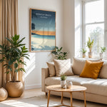 Load image into Gallery viewer, Boracay Beach Vintage Travel Plakat | Vintage Travel Poster | Denne plakat viser Boracay Beach med hvidt sand, roligt blåt vand og en gradienthimmel. Silhuetter af palmer i forgrunden. Perfekt til dem, der elsker tropiske strande.

