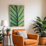 Load image into Gallery viewer, Plante print | Frodig plakat til stuen | Plakat med grønne planter, botanisk kunst og naturplanter, ideel til at tilføje et organisk og livligt præg til dit hjem.
