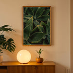 Load image into Gallery viewer, Plante print | Elegant plakat med delikate detaljer | Plakat med grønne planter, botanisk kunst og naturplanter, ideel til at tilføje et organisk og livligt præg til dit hjem.
