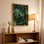 Load image into Gallery viewer, Plante print | Elegant plakat med delikate detaljer | Plakat med grønne planter, botanisk kunst og naturplanter, ideel til at tilføje et organisk og livligt præg til dit hjem.
