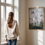 Load image into Gallery viewer, Plakat med tropisk landskab | Sommer og Strand Plakater | Denne plakat viser en tropisk scene med høje palmer, grønne bakker og en overskyet himmel. Perfekt til dem, der elsker naturlig skønhed.
