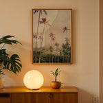 Load image into Gallery viewer, Plakat med tropisk landskab | Sommer og Strand Plakater | Denne plakat viser en tropisk scene med høje palmer, grønne bakker og en overskyet himmel. Perfekt til dem, der elsker naturlig skønhed.
