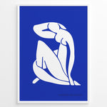 Load image into Gallery viewer, Abstract Poise Plakat | Matisse Poster | Stiliseret hvid figur på blå baggrund
