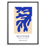 Load image into Gallery viewer, Matisse Cut-Outs Plakat | Kunstplakat med blå organiske former på beige baggrund
