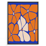 Load image into Gallery viewer, Orange Petals Plakat | Matisse Poster | Abstrakte orange og beige blomsterblade på dybblå baggrund

