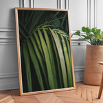 Load image into Gallery viewer, Plante print | Smuk plakat med unikke bladdesigns | Plakat med grønne planter, botanisk kunst og naturplanter, ideel til at tilføje et organisk og livligt præg til dit hjem.
