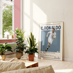 Load image into Gallery viewer, Fodbold plakat | Fodbold plakater | Cristiano Ronaldo Real Madrid Fodbold Plakat | Perfekt til Den Ægte Fan | Plakaty.dk
