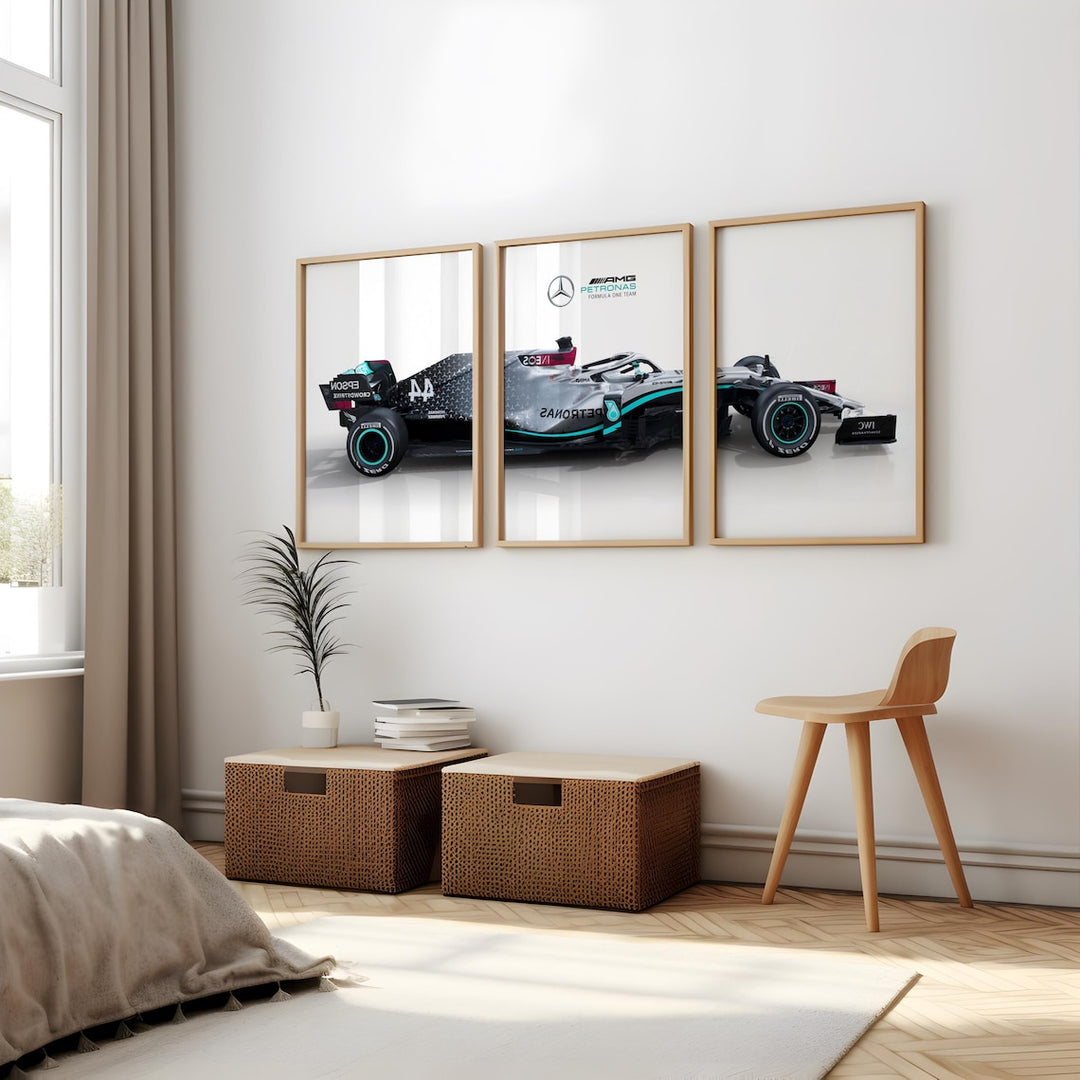 Petronas Formel 1 Plakater | Sæt af 3 | Moderne Racerbil Design | Dynamisk Motorsport Kunst | Plakaty.dk