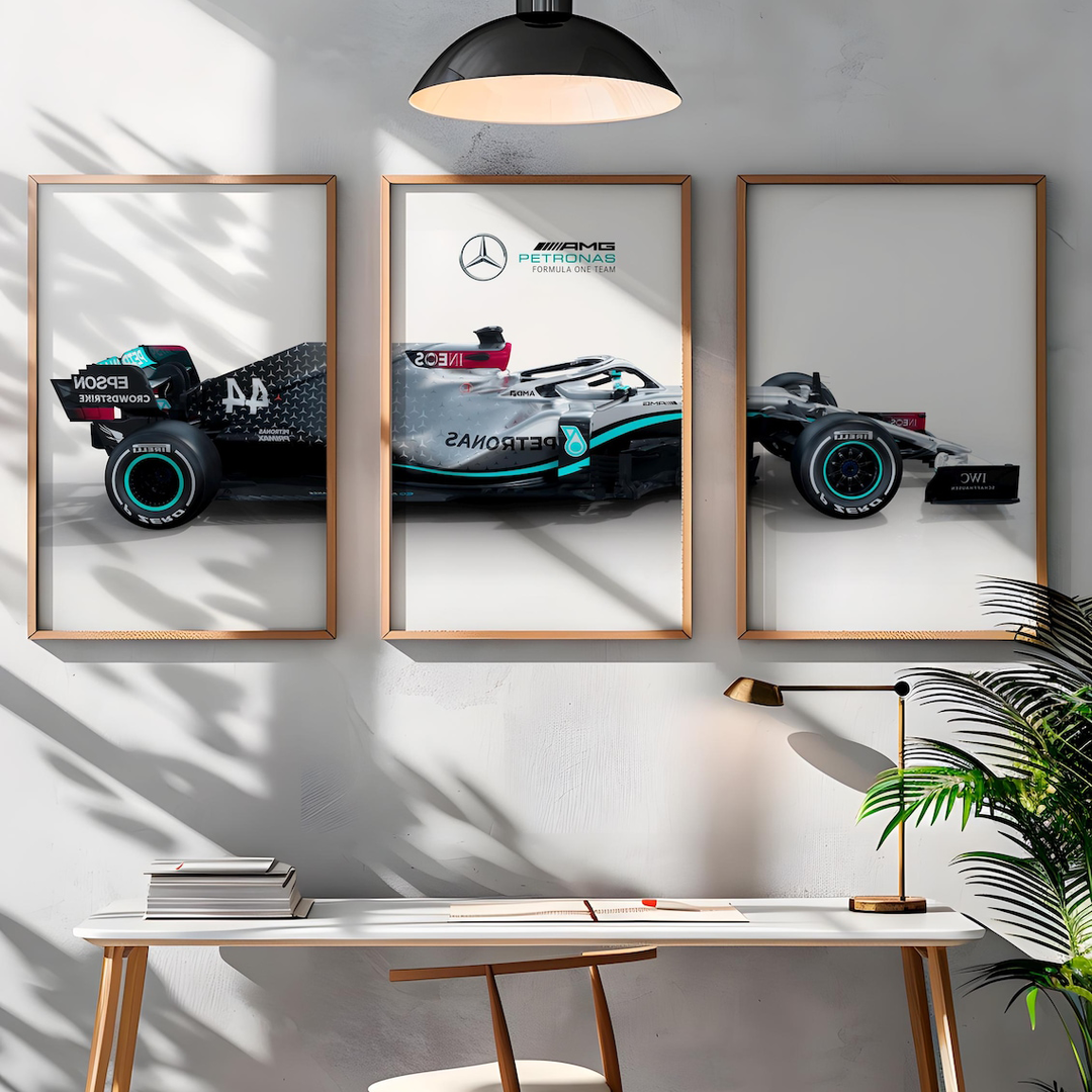 Petronas Formel 1 Plakater | Sæt af 3 | Moderne Racerbil Design | Dynamisk Motorsport Kunst | Plakaty.dk