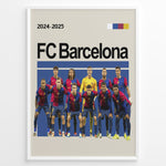 Load image into Gallery viewer, Holdfoto | FC Barcelona fodboldplakat 2024-2025 med hele holdet i blå-rød hjemmebanetrøje – perfekt som gave eller vægpynt.
