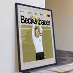Load image into Gallery viewer, Fodbold plakat | Fodbold plakater | Beckenbauer Fodbold Plakat | Legendarisk Tribute til Den Ægte Fan | Plakaty.dk
