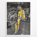 Load image into Gallery viewer, Cristiano Ronaldo sitting on barrier wearing Al Nassr yellow jersey framed plakat
