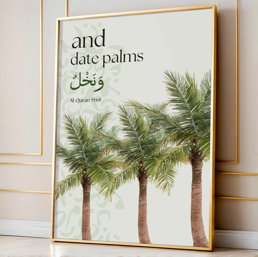 Dadelpalmer plakat med botanisk illustration og engelsk samt arabisk typografi inspireret af Koranens frugter