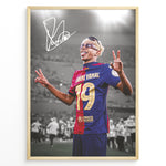 Load image into Gallery viewer, Fodbold plakat | Fodbold plakater | Lamine Yamal Fodbold Plakat | Inspirerende for Fremtidens Fans | Plakaty.dk 

