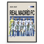 Load image into Gallery viewer, Real Madrid holdfoto plakat | Real Madrid 2024-2025 i hvidt kampkit, samlet i opstilling før kamp – klar til Champions League-triumf.
