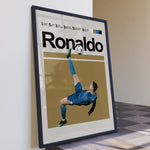 Load image into Gallery viewer, Fodbold plakat | Fodbold plakater | Cristiano Ronaldo Fodbold Plakat 06 | Ideel til Enhver Fan | Plakaty.dk
