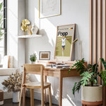 Load image into Gallery viewer, Alexandra Popp plakat | Tysk landsholdstrøje i hvid og sort med ikonisk jubelpose – perfekt til fans af kvindefodbold og Tyskland
