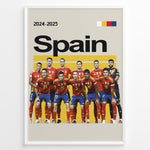 Load image into Gallery viewer, Holdfoto | Spanien fodbold plakater | Spansk landshold i klassiske røde trøjer, holdopstilling 2024-2025 sæson, moderne og stilfuldt design.
