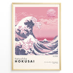 Load image into Gallery viewer, Japanske plakater | Modern pink-toned version of Hokusai&#39;s The Great Wave off Kanagawa, featuring a large wave with boats and Mount Fuji in the background under a pink sky.
