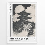 Load image into Gallery viewer, Japanske plakater | Black and white illustration of Yasaka Jinja’s five-story pagoda in Kyoto, Japan, with a full moon in the background and clouds surrounding the temple.
