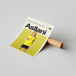 Load image into Gallery viewer, Kosovare Asllani plakat | Svensk landsholdstrøje i gult og blåt med stærk attitude og præstationer – perfekt til fans af kvindefodbold og Sverige
