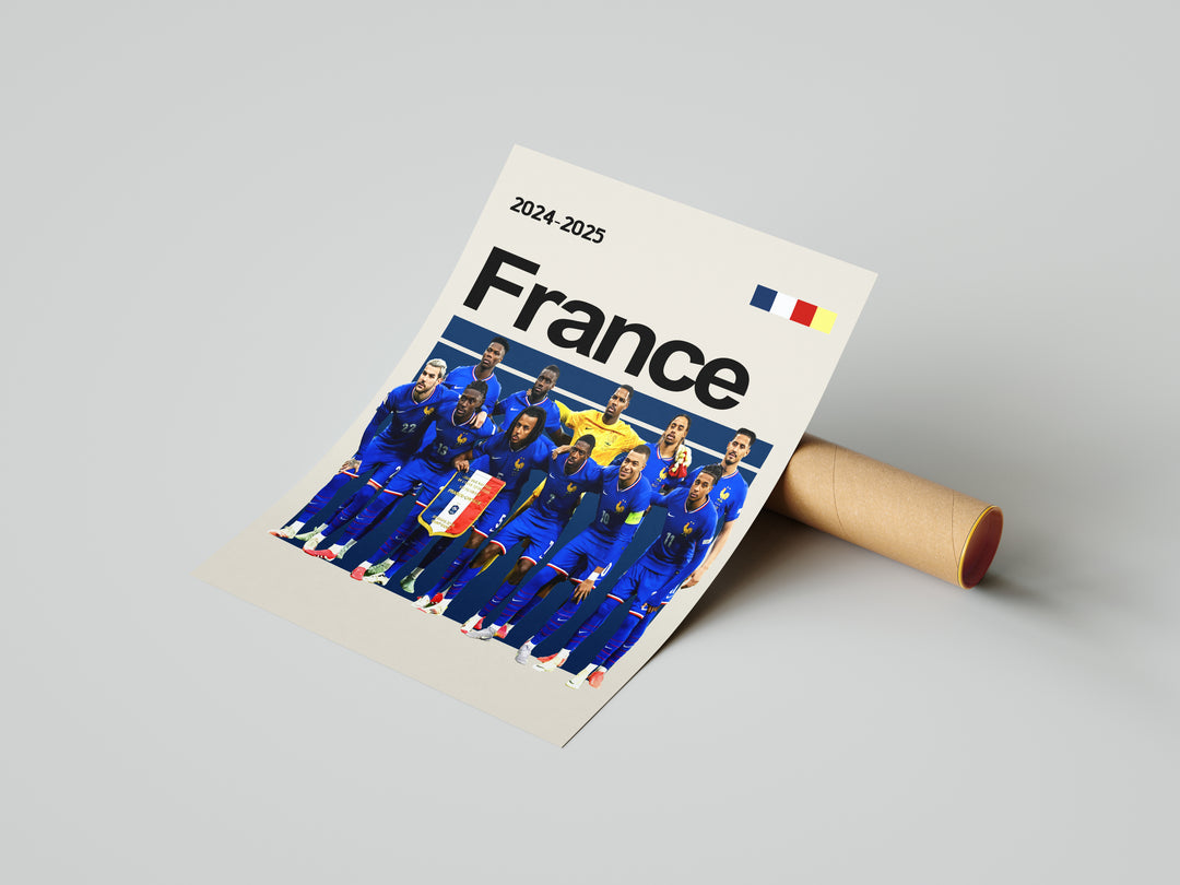 Holdfoto | France fodboldplakat 2024-2025 med spillere i blå trøjer – perfekt til fans af det franske nationalhold.
