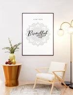 Load image into Gallery viewer, Bismillah calligraphy med hvid baggrund | Islamisk plakater | Plakaty.dk 

