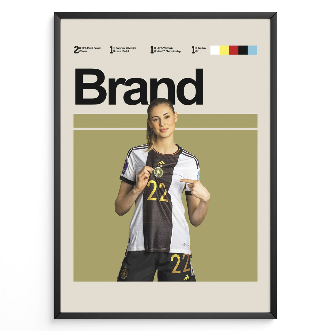 Jule Brand Kvinde fodbold plakater | Tyskland landsholdstrøje i hvid med stoltheden tydeligt vist – ideel til fans af kvindefodbold og Die Nationalelf