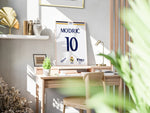 Load image into Gallery viewer, Fodbold plakat | Fodbold plakater | Luka Modric Fodbold plakat | Perfekt til Den Ægte Fodbold Fan | Plakaty.dk
