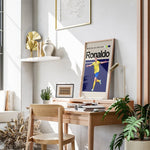 Load image into Gallery viewer, Fodbold plakat | Fodbold plakater | Cristiano Ronaldo Al-Nassr trøje Fodbold plakat | Perfekt til Den Ægte Fodbold Fan | Plakaty.dk
