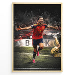 Load image into Gallery viewer, Mikel Merino plakat i Spaniens landsholdstrøje med moderne sort-hvid baggrund og jubelscene
